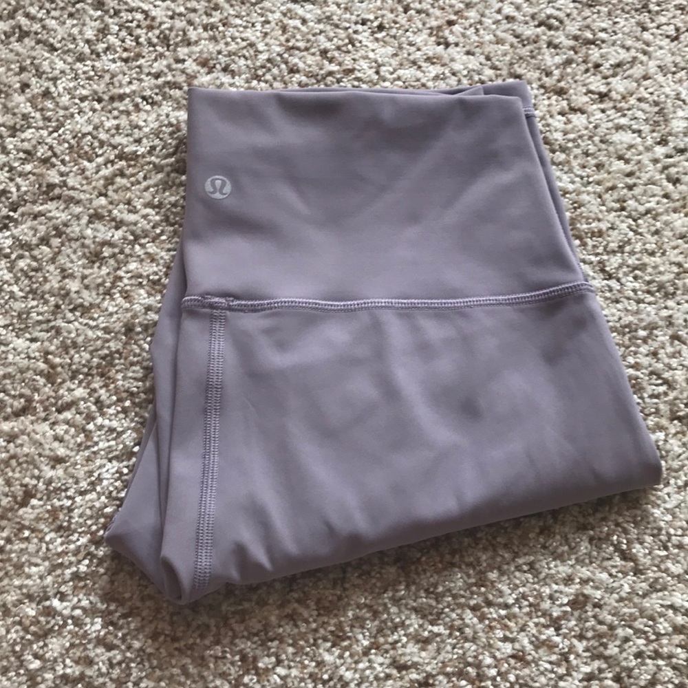 Lululemon Wunder Under Leggings  28” inseam